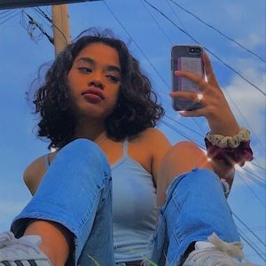 Meet your Posher, Lani